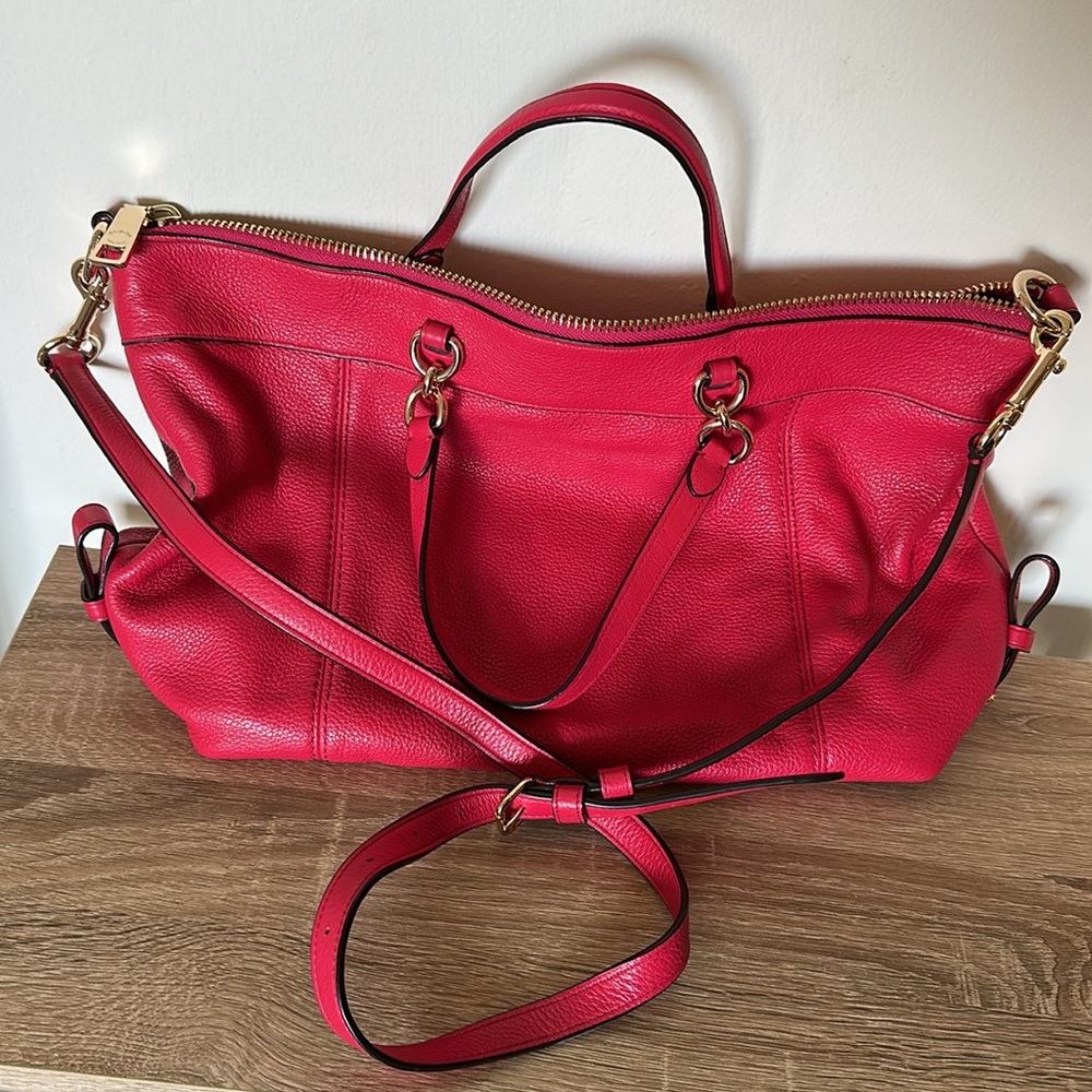 LIKE NEW COACH TOTE - Picture 2 of 8